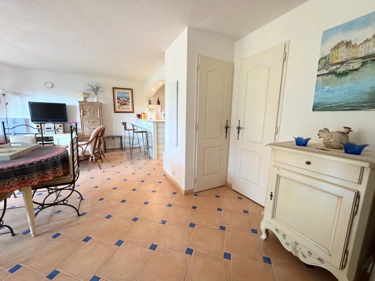 Roquebrune-sur-Argens | 3-room apartement with loggia overlooking a beautiful garden.
