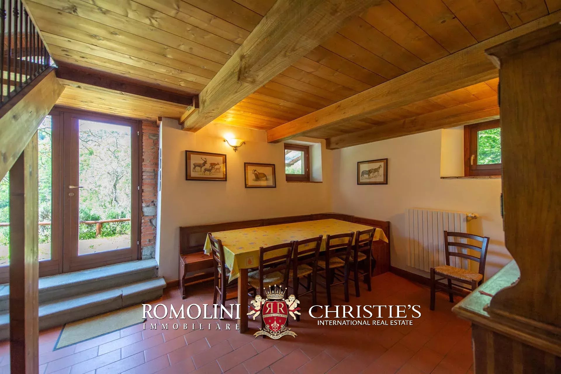 10 Bedroom Villa/Townhouse's Image 31
