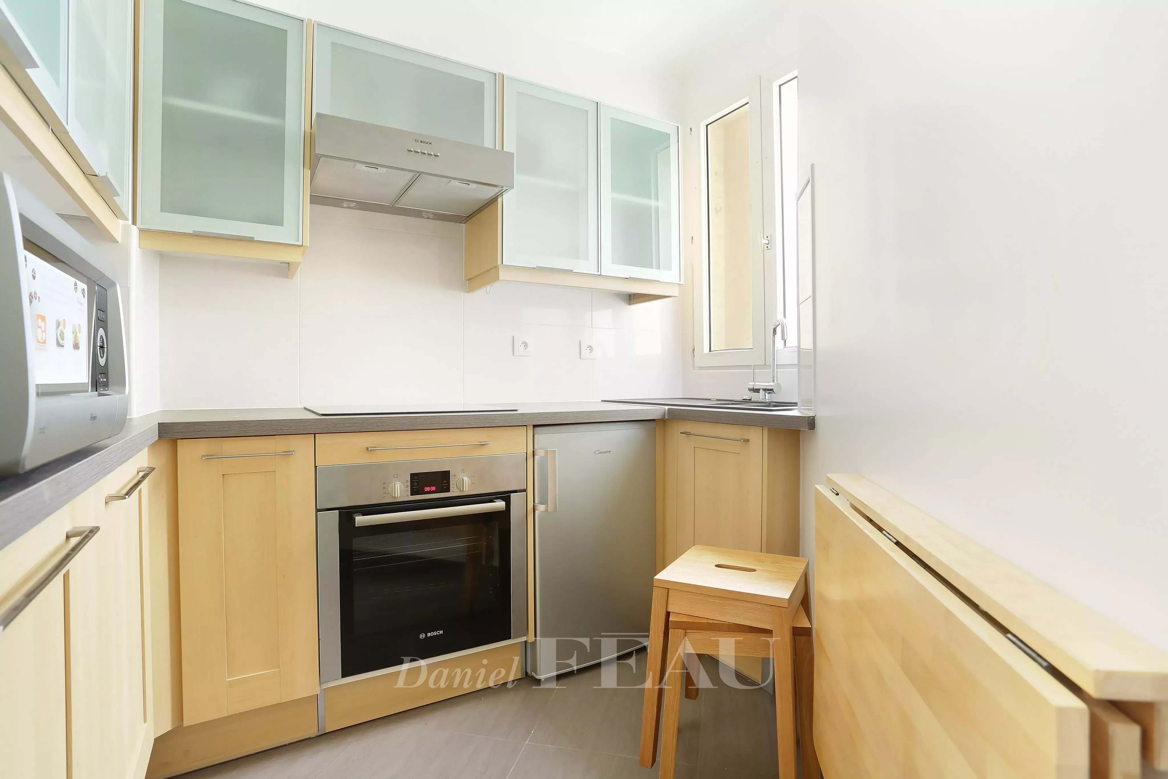 Rental Apartment Neuilly-sur-Seine