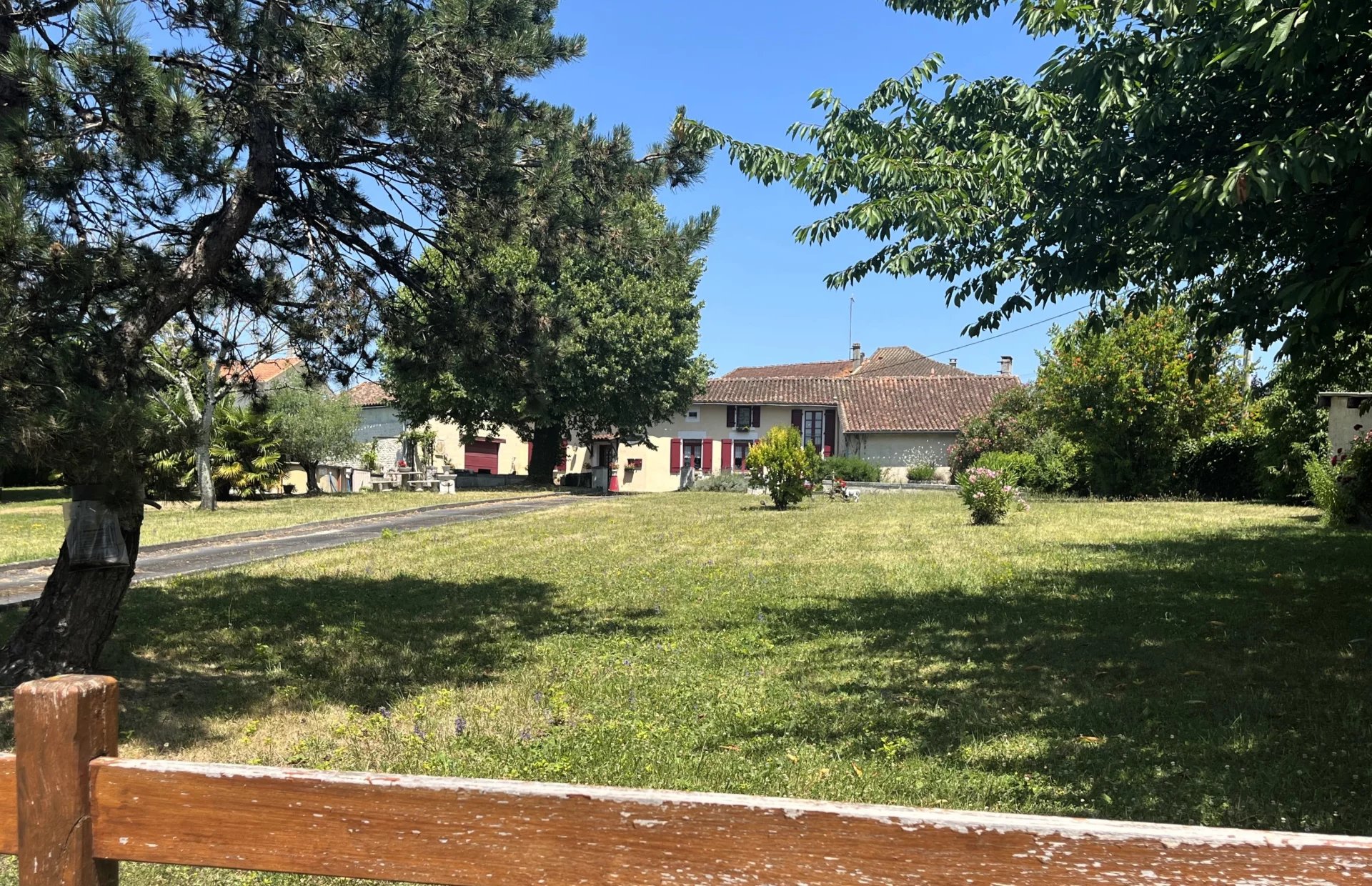 Agence immobilière de SARL CÔTÉ SUD CHARENTE