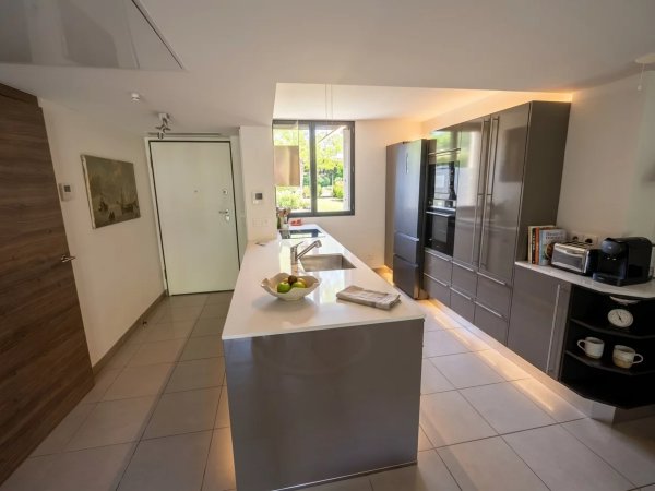 3-Bedroom Villa in Antibes — photo 6