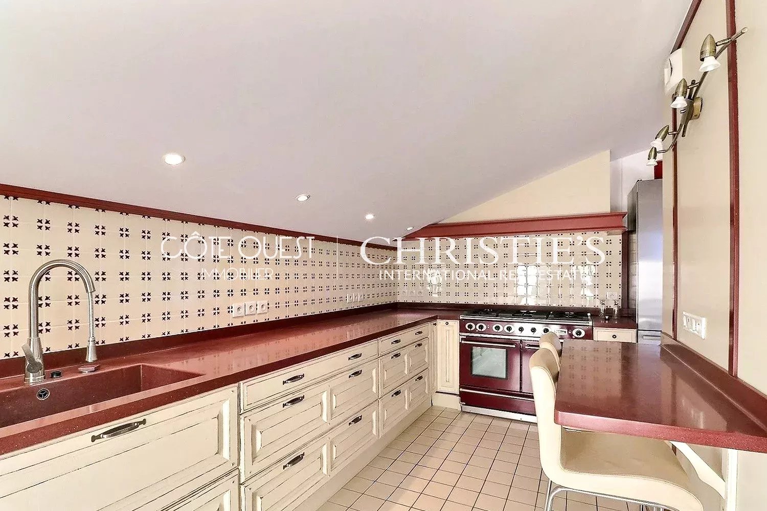 2 Bedroom Apartment/Flat's Image 5