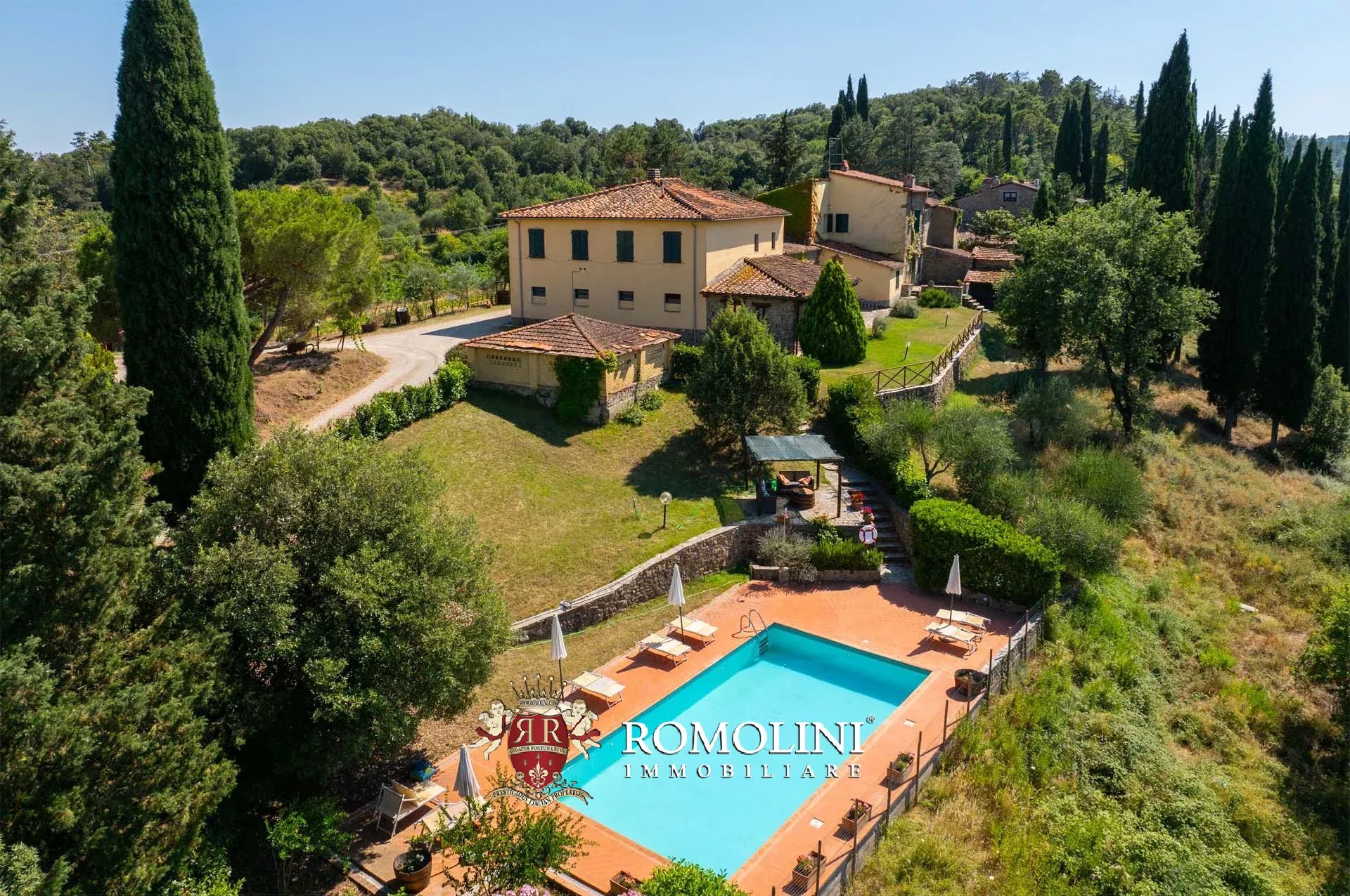 19 Bedroom Vineyard's Image 5