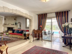 CHARMING HOUSE - MOUGINS — photo 3 of 7