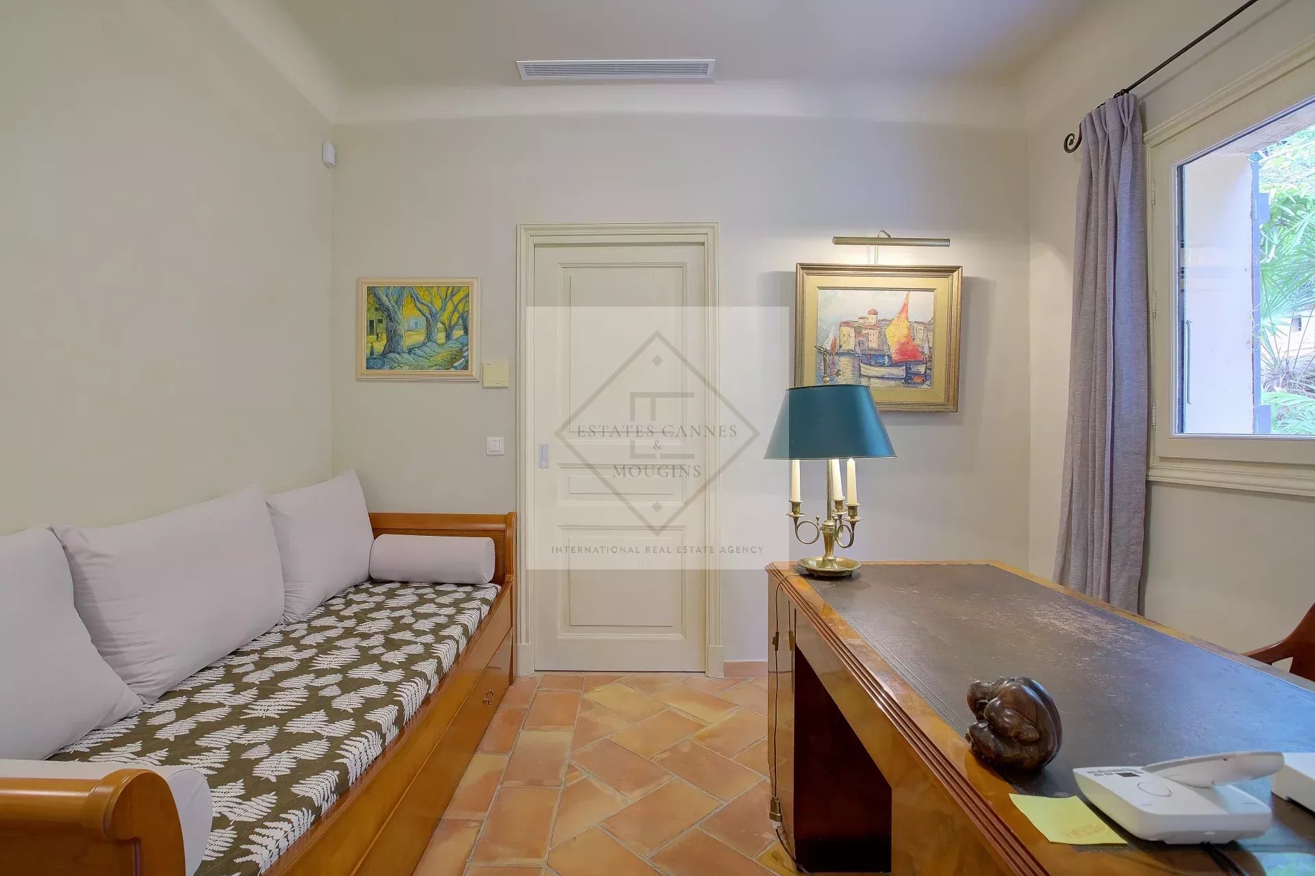 Villa  Provençale Rénovée au centre Mougins — photo 24