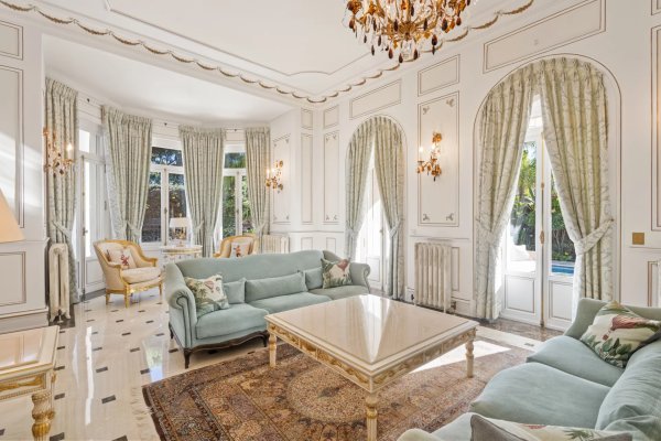 1920s Luxury Villa in Antibes | Exceptional Cap d'Antibes Mansion — photo 4