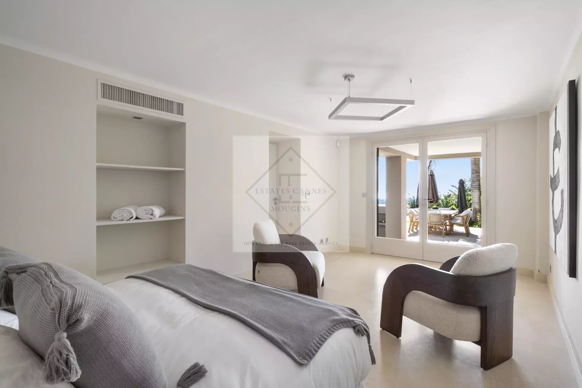 Villa à Cannes dans le quartier de la Californie — photo 17