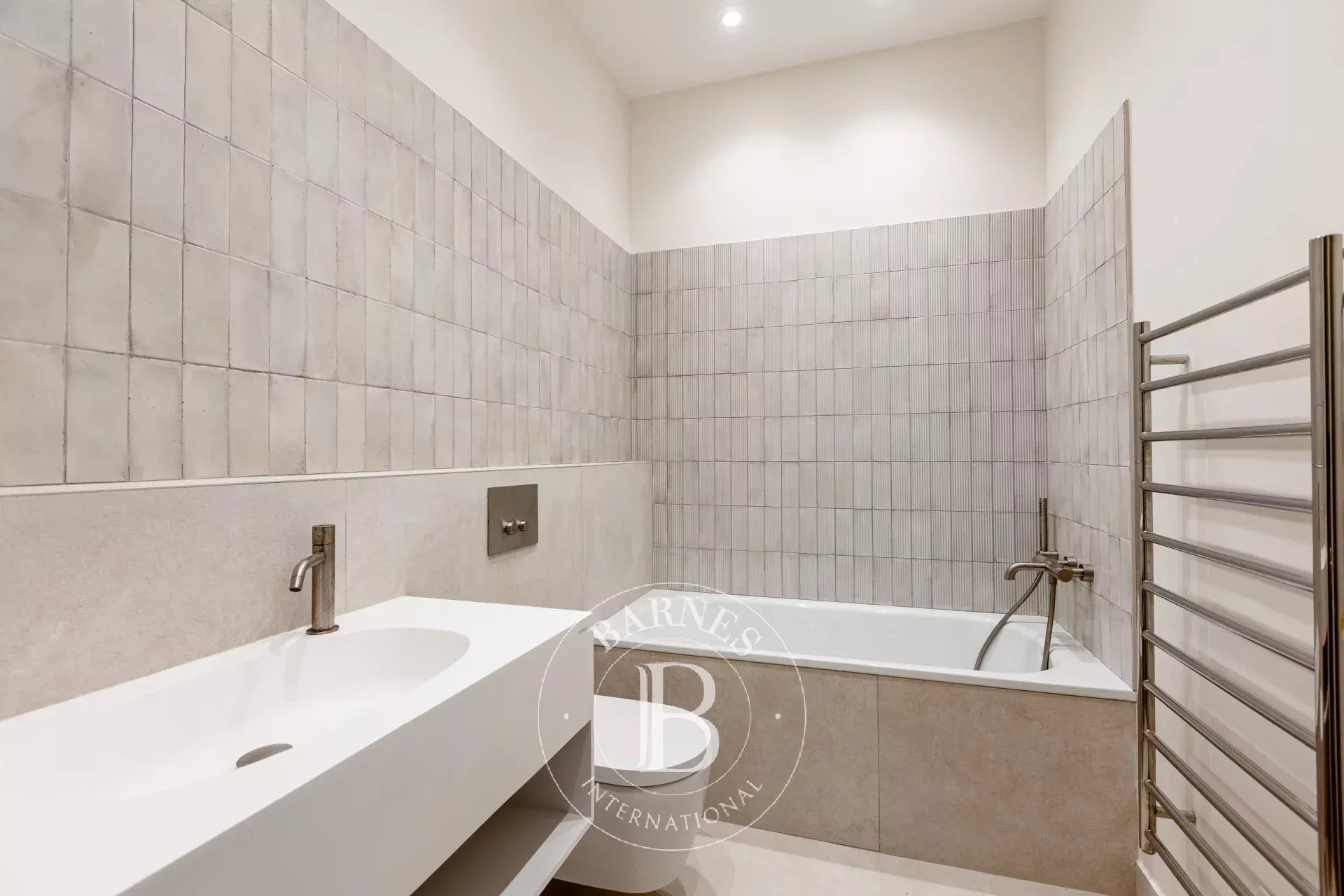 Paris  - Apartment 4 Bedrooms - picture 15