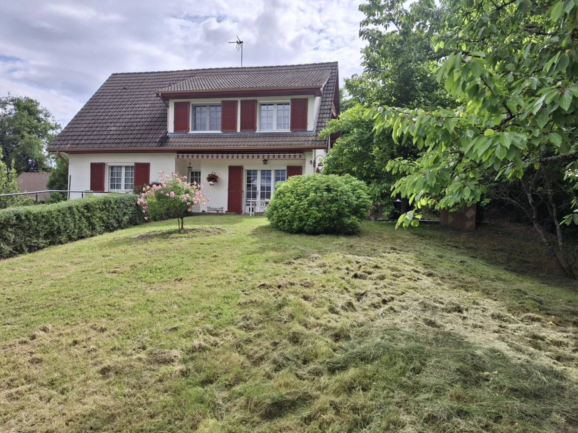 MAISON FAMILIALE 135M², 4 chambres, 1100m² de terrain