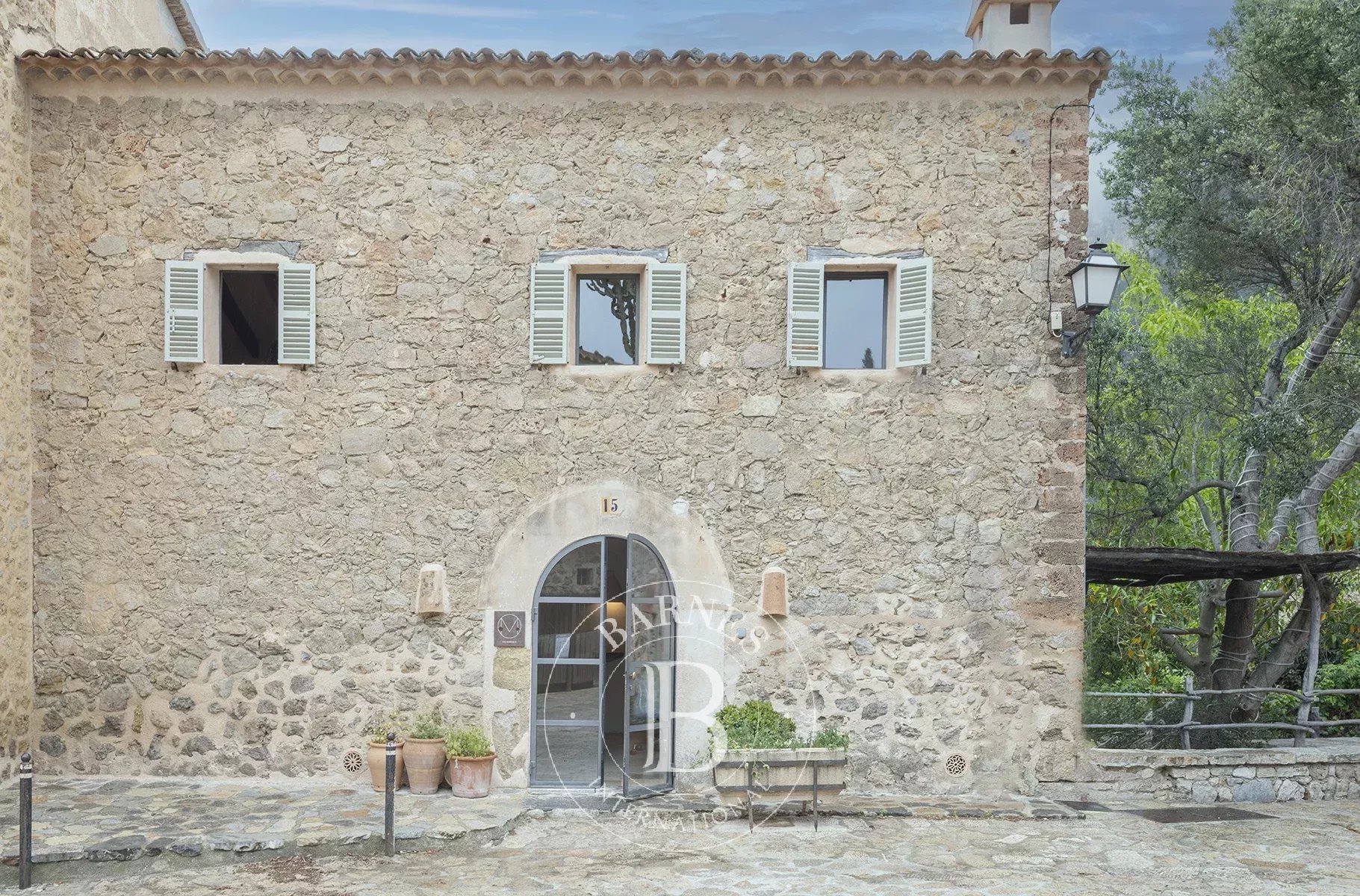 Classic Stone House with Modern Comforts in Central Deià