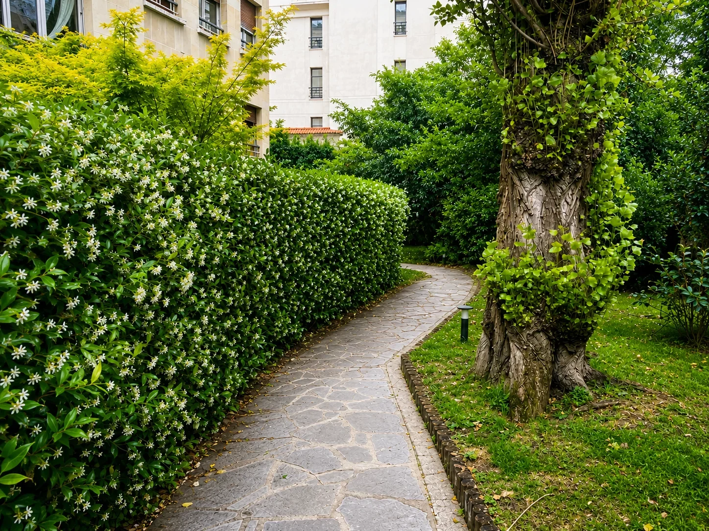Neuilly-sur-Seine - VICTOR HUGO