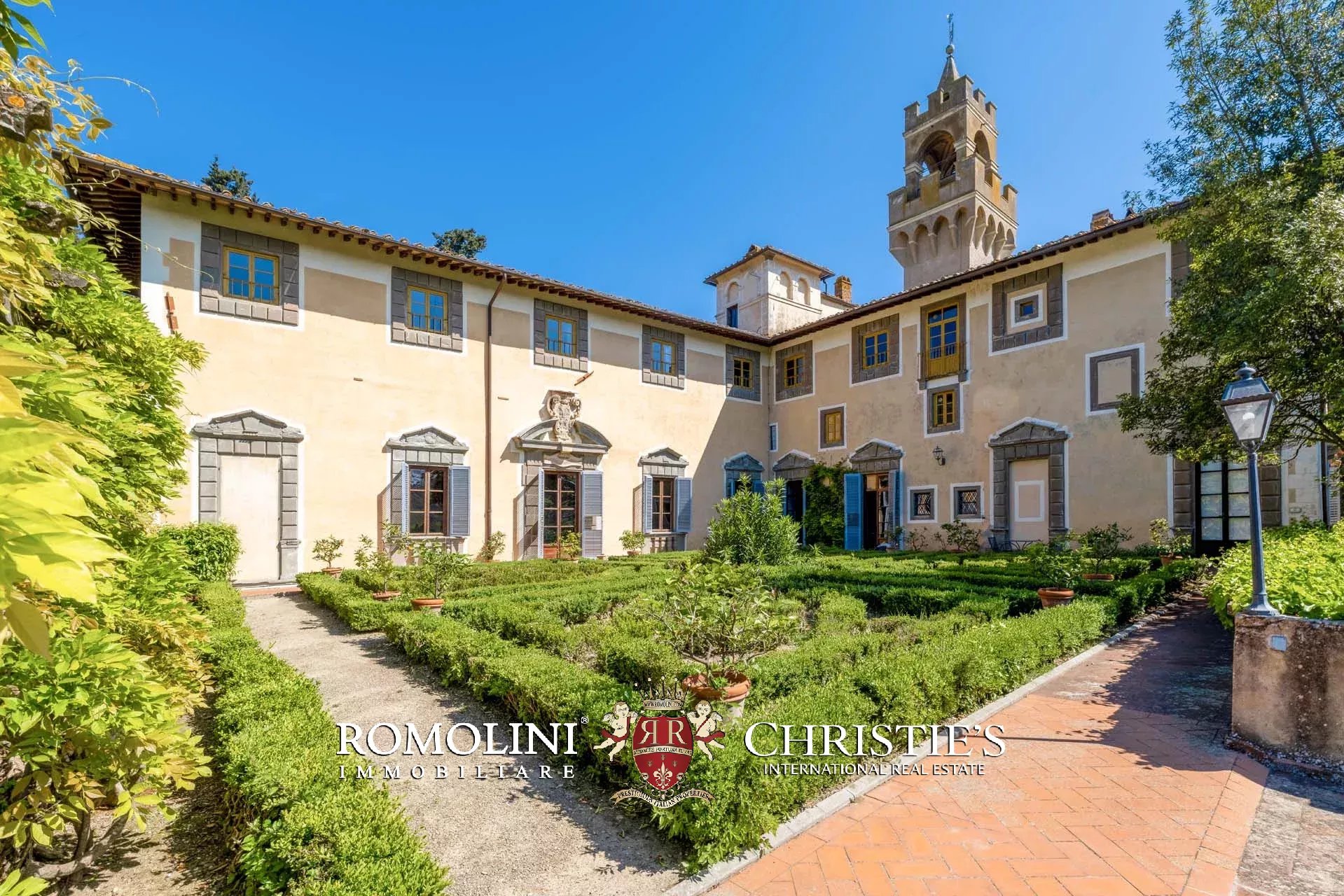71 Bedroom Chateau's Image 3