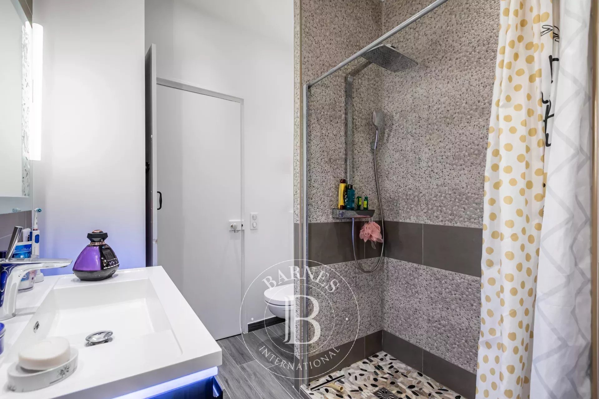 Daire Paris 17ème - picture 16