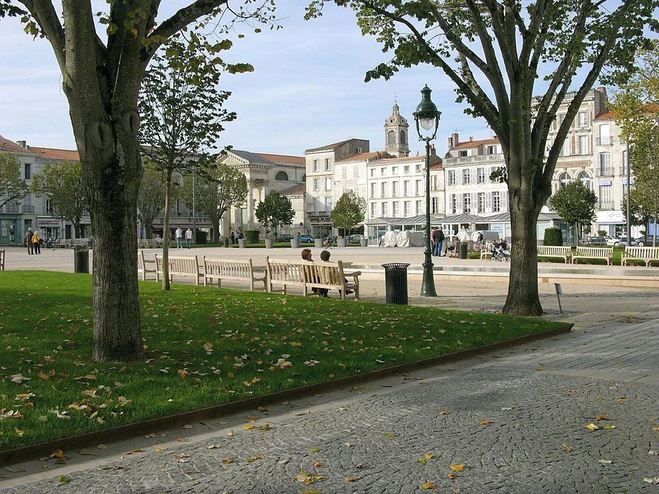 Boutique 55 m2 centre historique