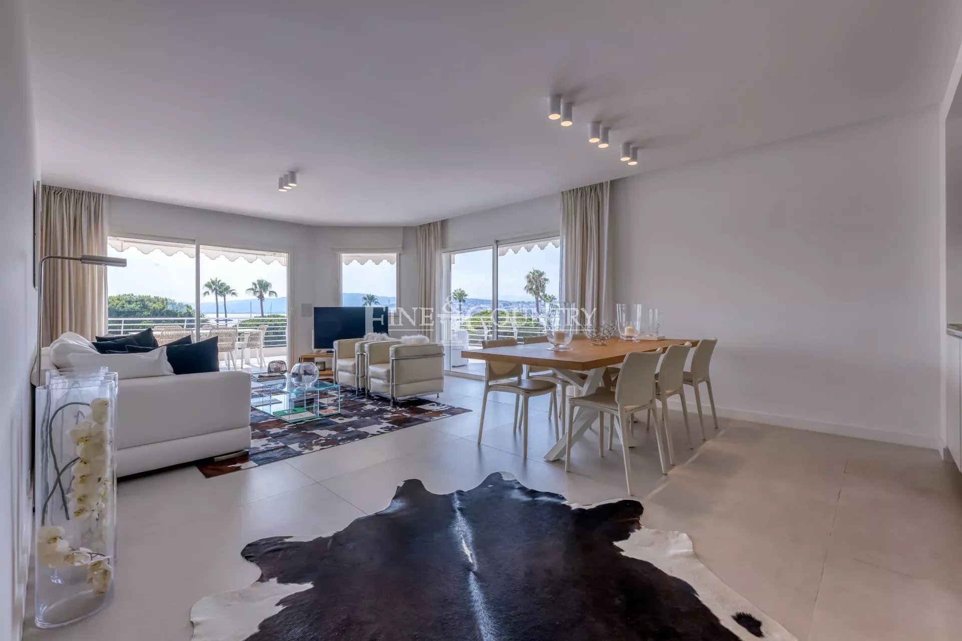 Photo of Apartment for sale on the Croisette, Cannes