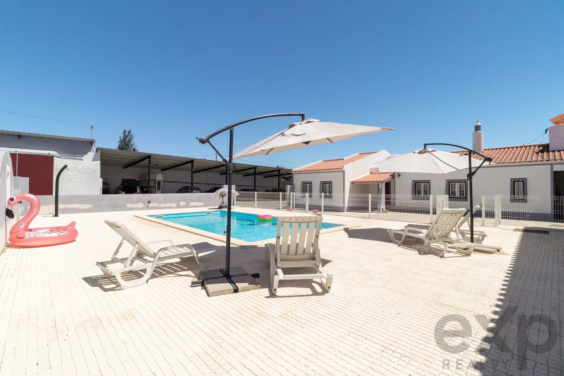 Luxury Equestrian Property + Guest House 85992157 image 18