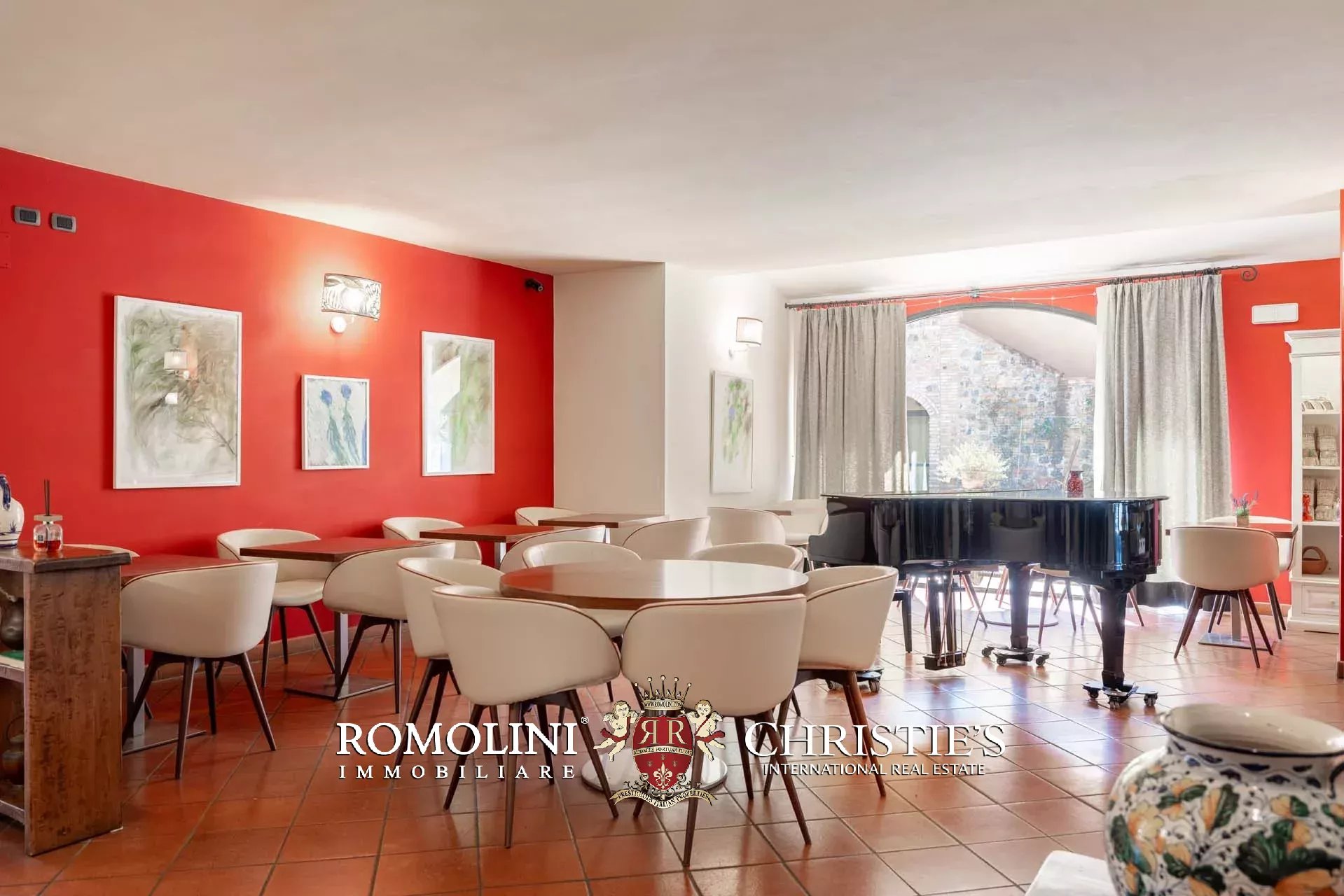 63 Bedroom Villa/Townhouse's Image 17