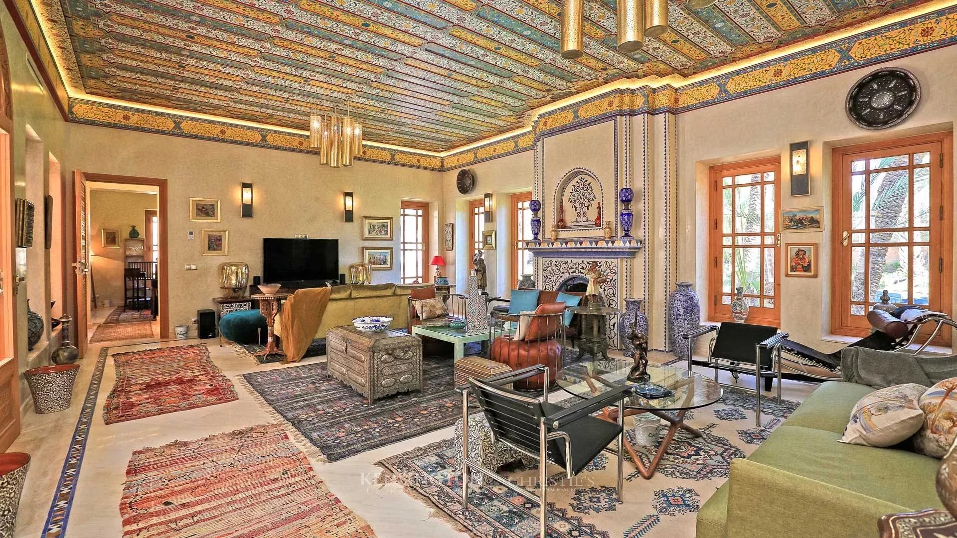10 Bedroom Villa/Townhouse's Image 18