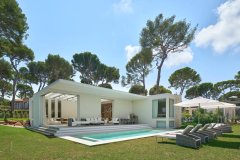 Modern Luxury Villa Antibes | Contemporary Family Estate with Sea View — photo 1 of 7
