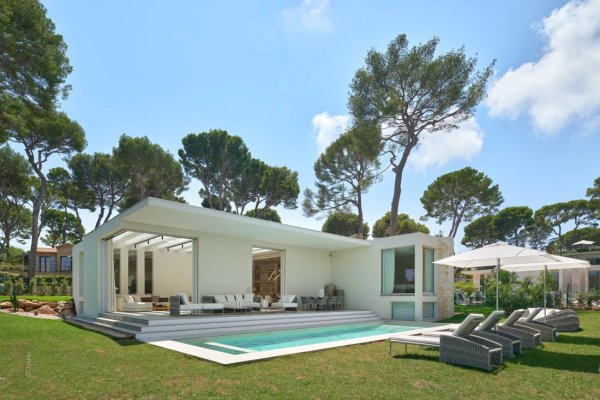 Modern Luxury Villa Antibes | Contemporary Family Estate with Sea View — photo 1