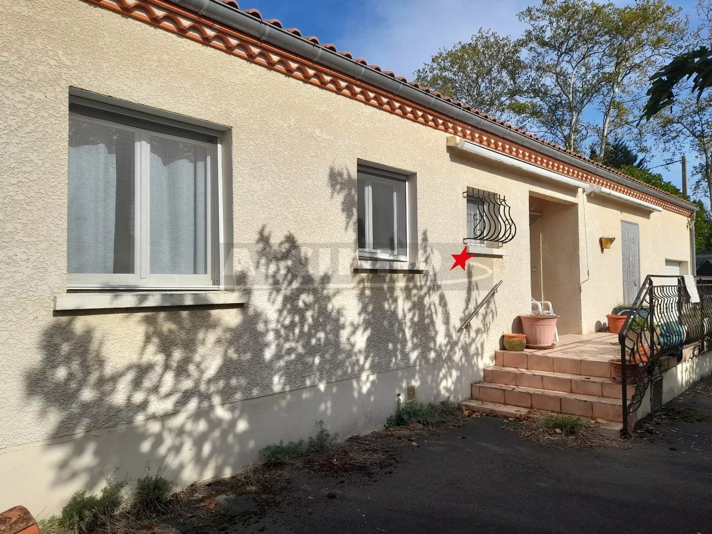 PUYLAURENS - MAISON AVEC JARDIN