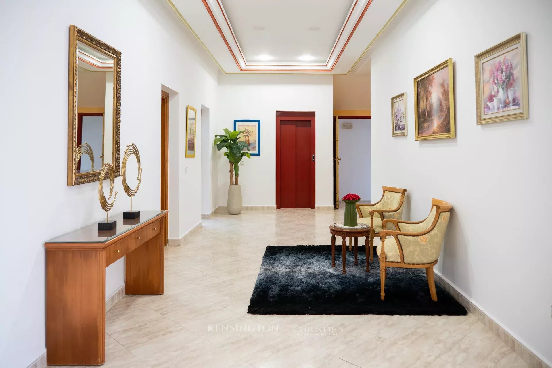 4 Bedroom Villa/Townhouse's Image 12
