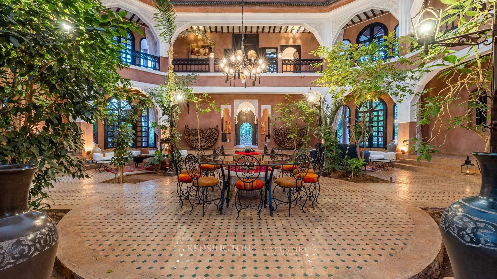 9 Bedroom Villa/Townhouse's Image 195