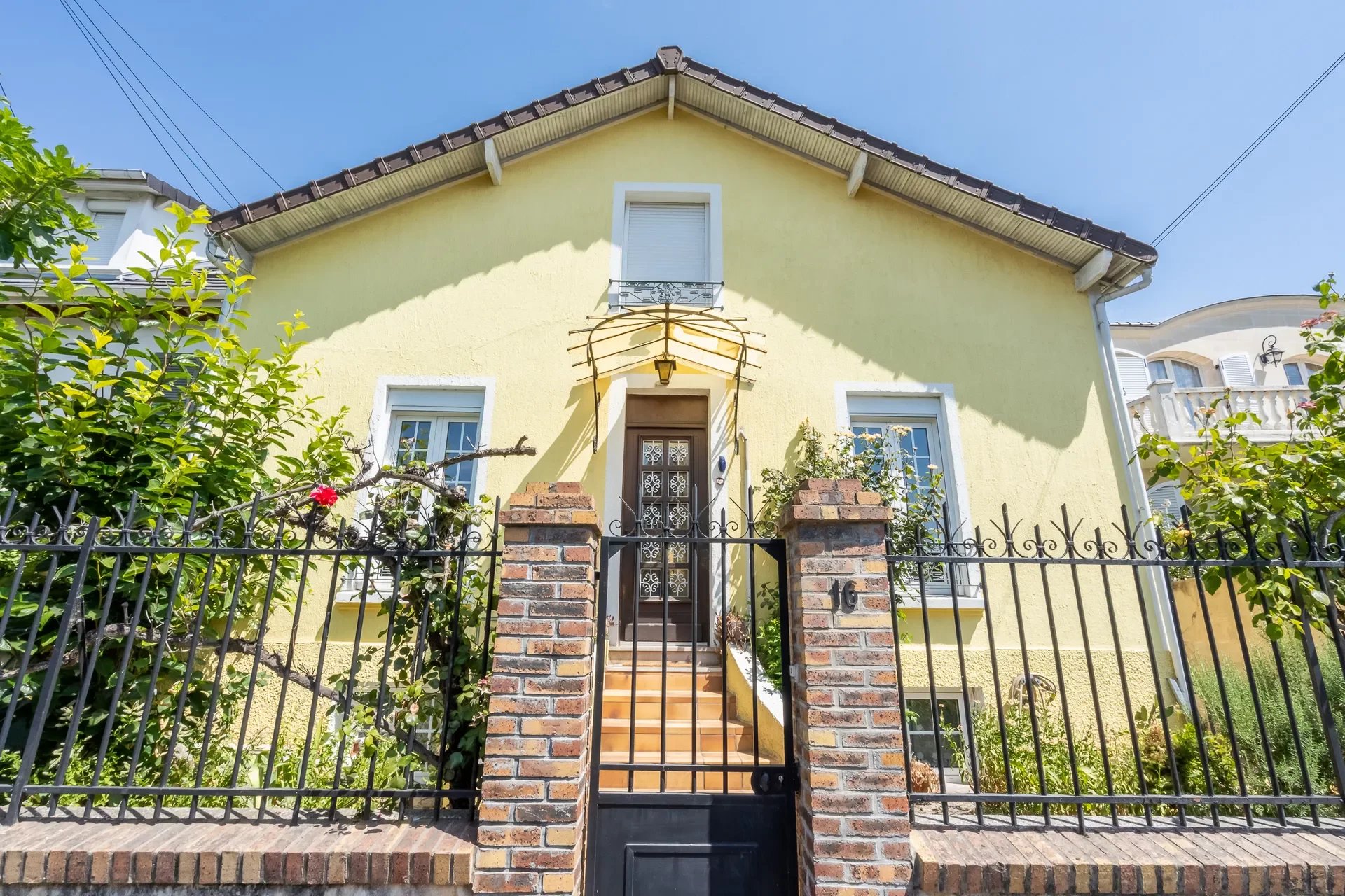 Drancy - Maison de 5 pièces de 134m2 en R+1 - Image 1