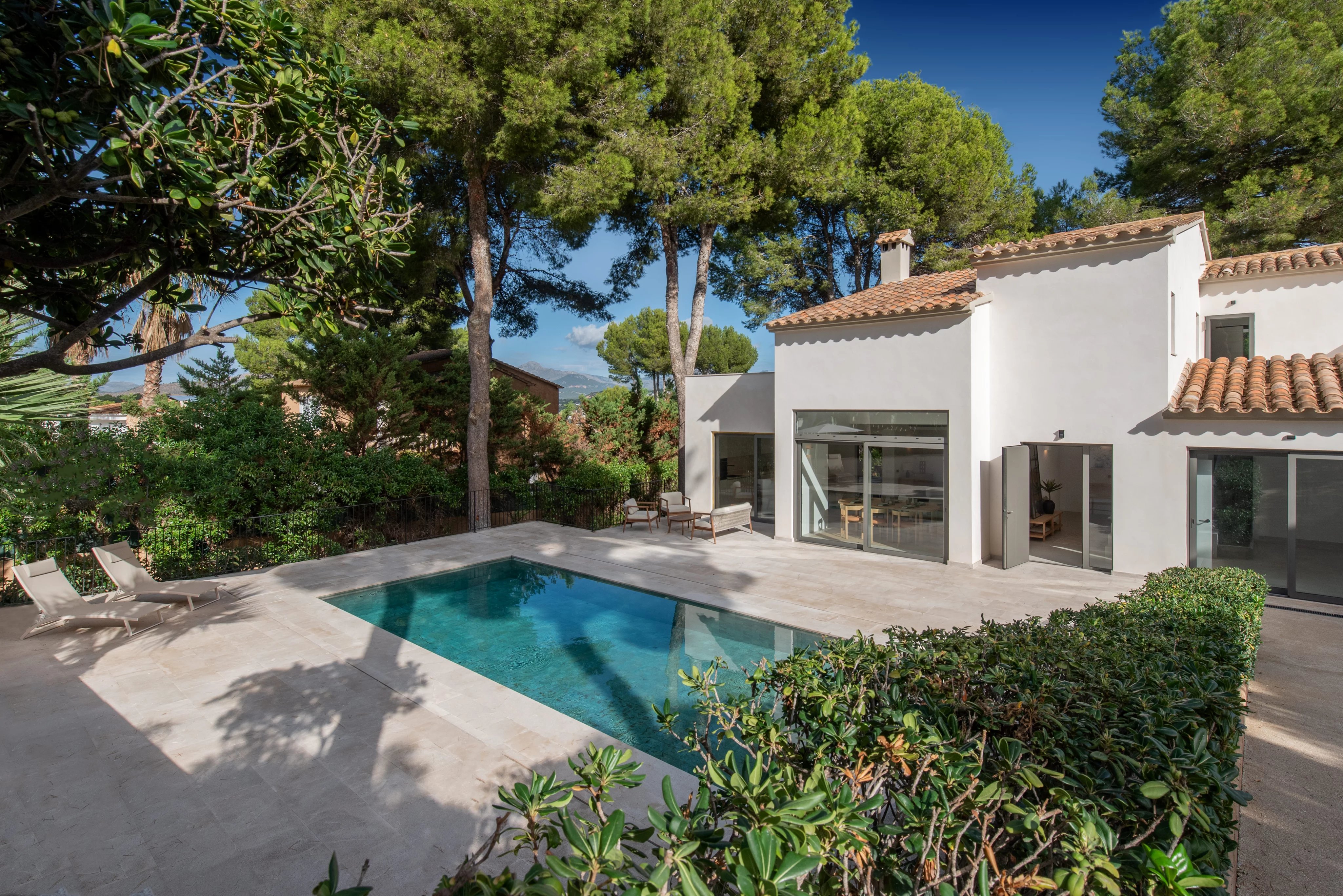 Renovated villa with vacation rental license