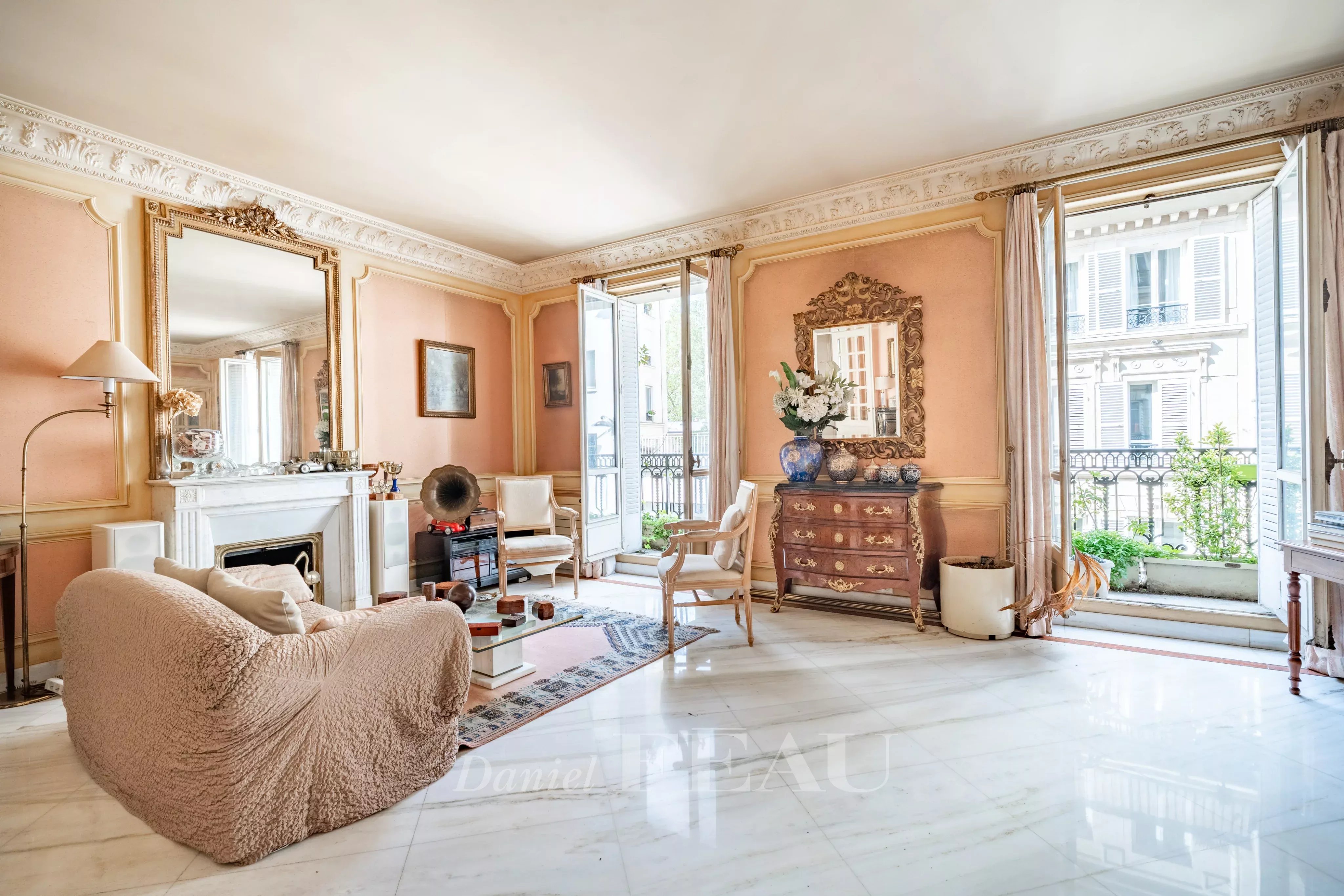 Paris 16eme - rue d'Auteuil, familial 3 chambres à rénover.