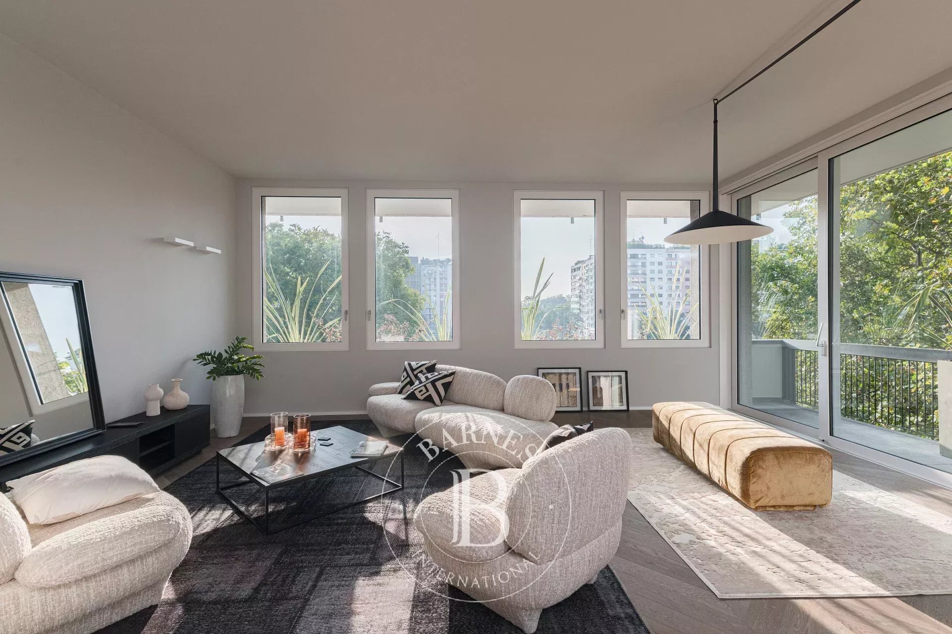 Eleganza contemporea in Repubblica