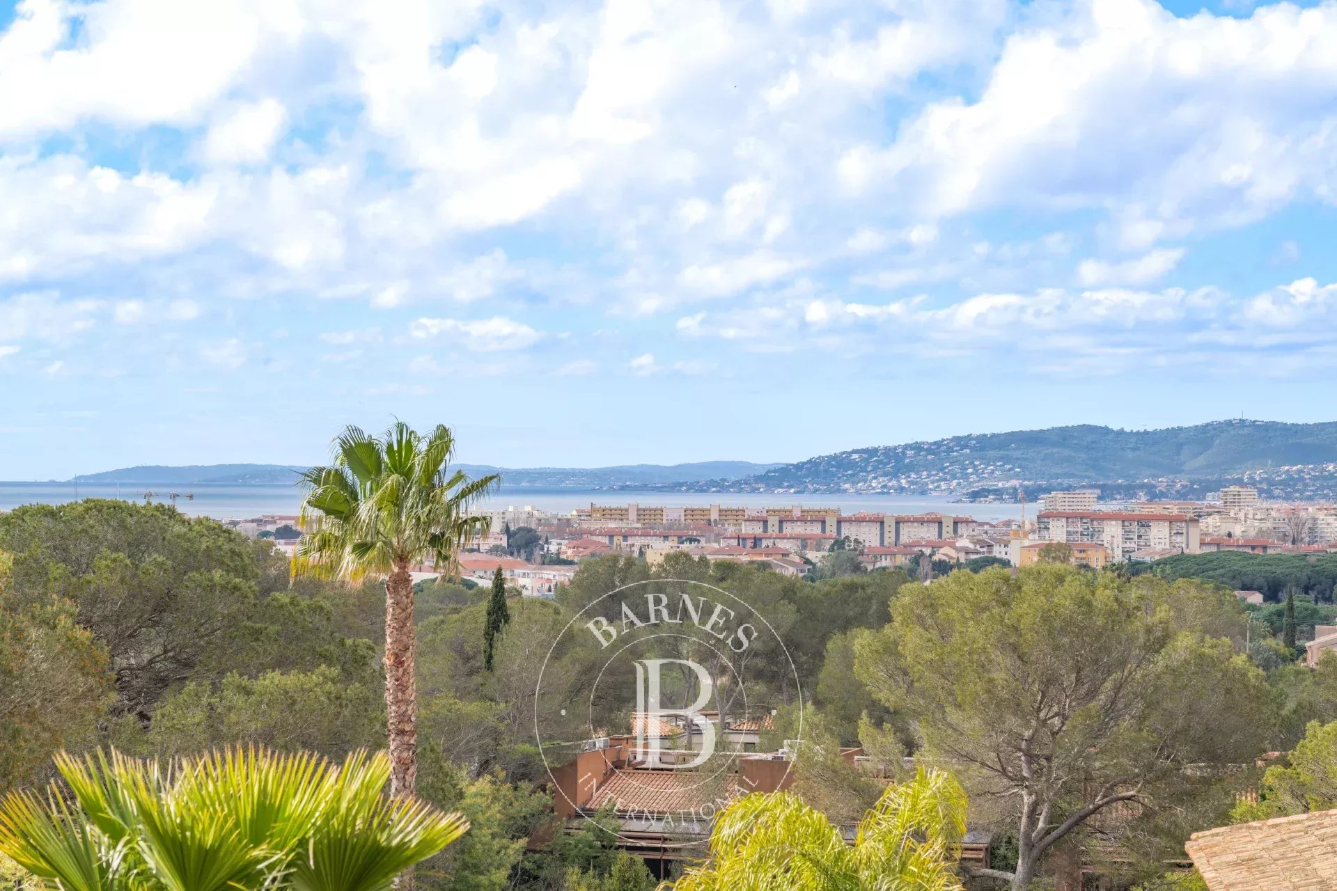Villa Saint-Raphaël  -  ref 86815142 (picture 3)