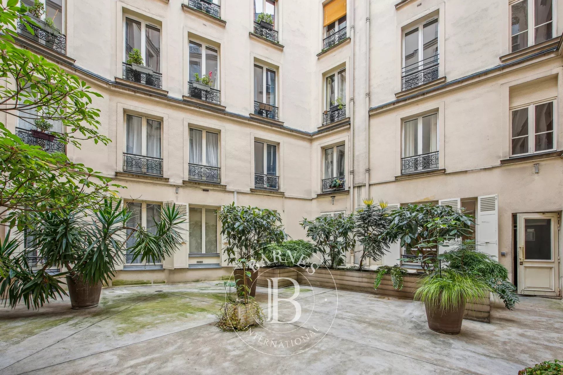 Daire Paris 6ème - picture 14