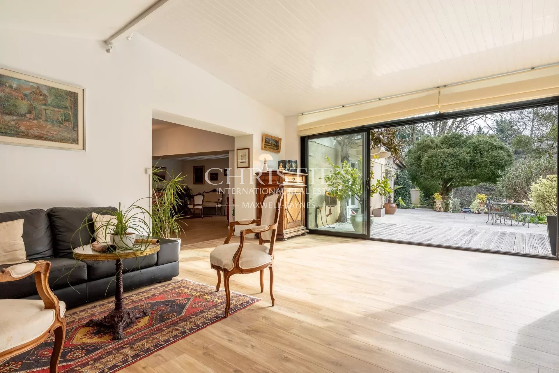 5 Bedroom Villa/Townhouse's Image 11