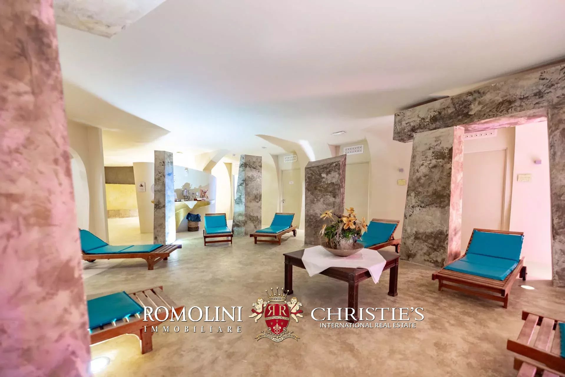 108 Bedroom Villa/Townhouse's Image 71