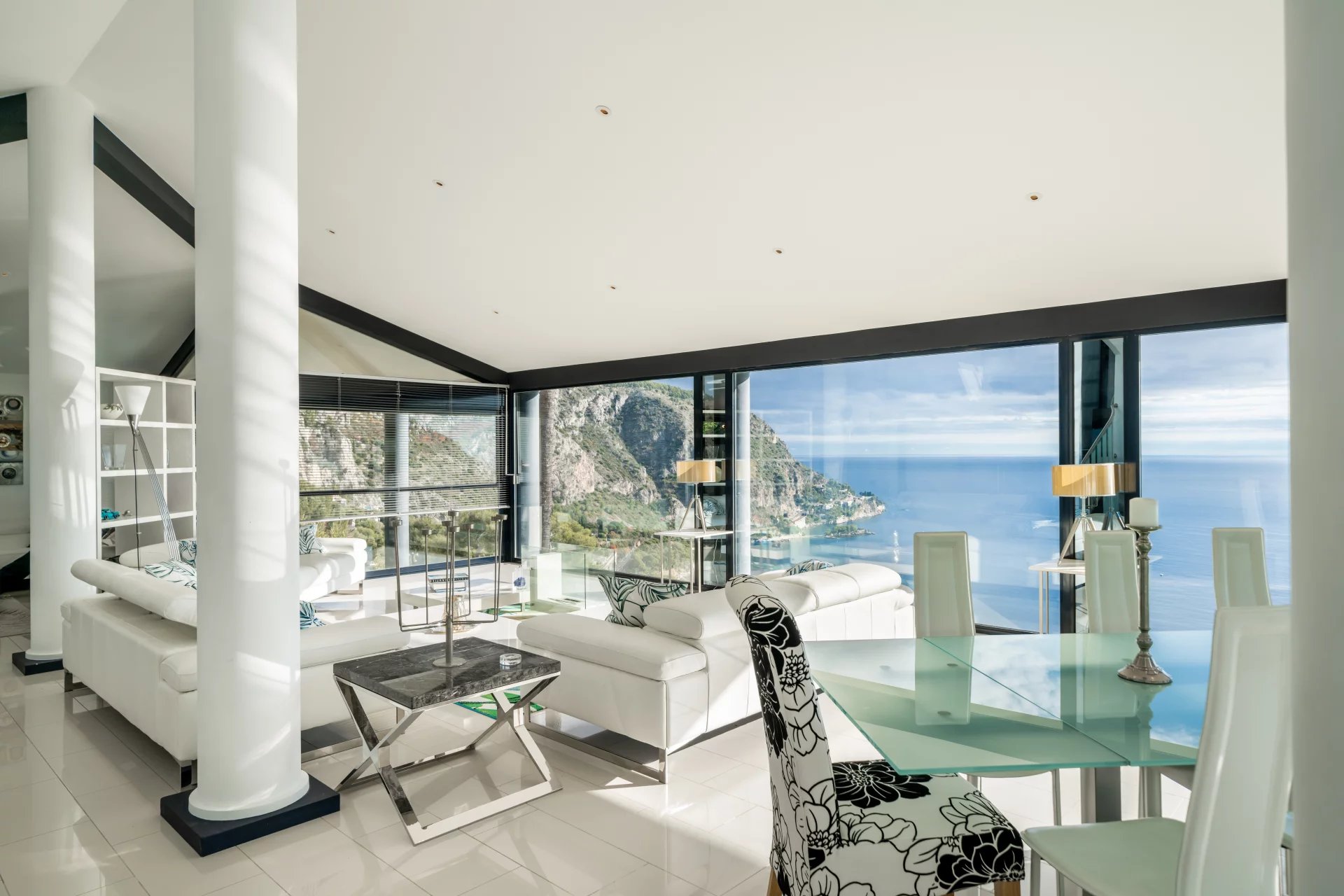 Exceptional Contemporary Villa with Panoramic Sea Views