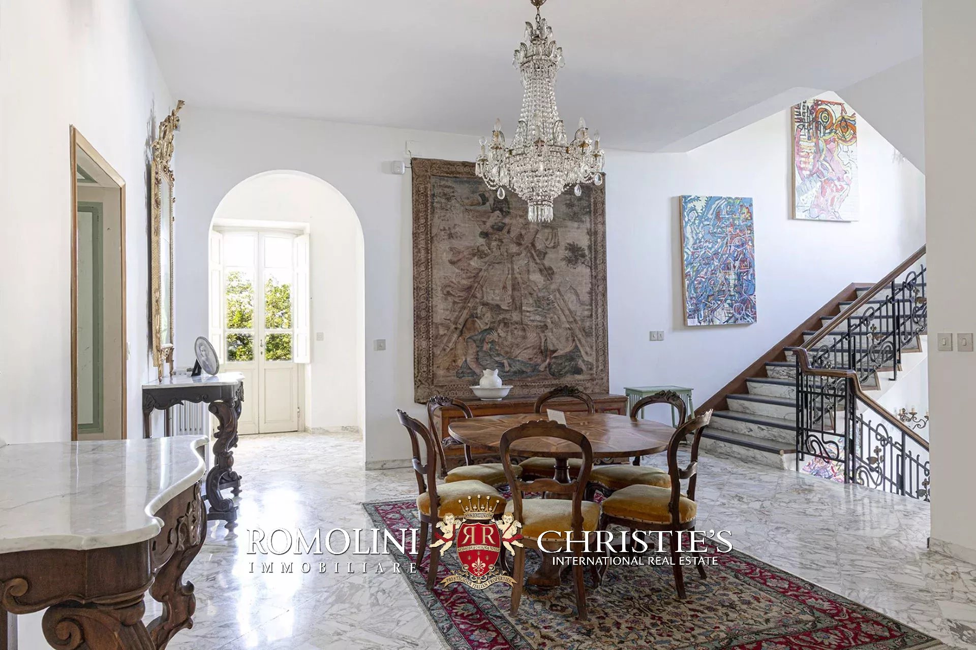 11 Bedroom Villa/Townhouse's Image 47