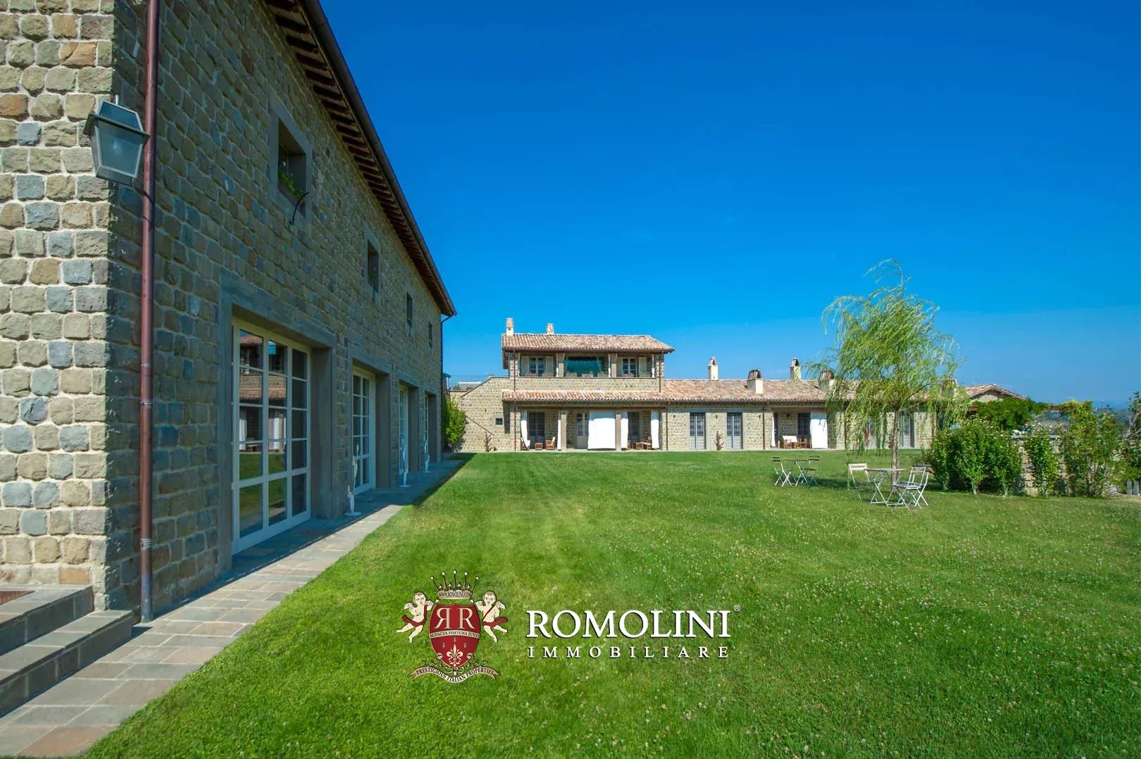15 Bedroom Villa/Townhouse's Image 16