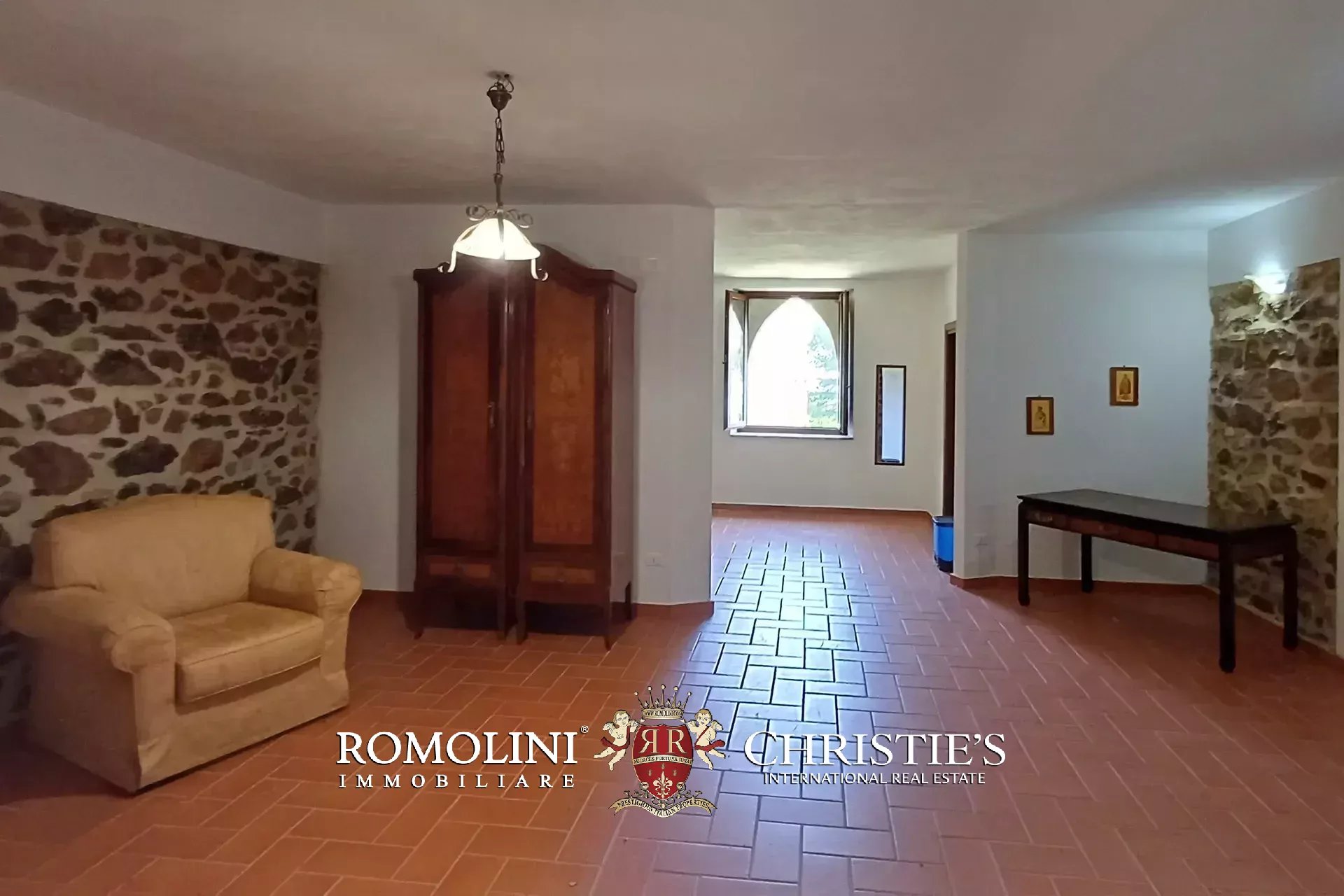 11 Bedroom Villa/Townhouse's Image 63