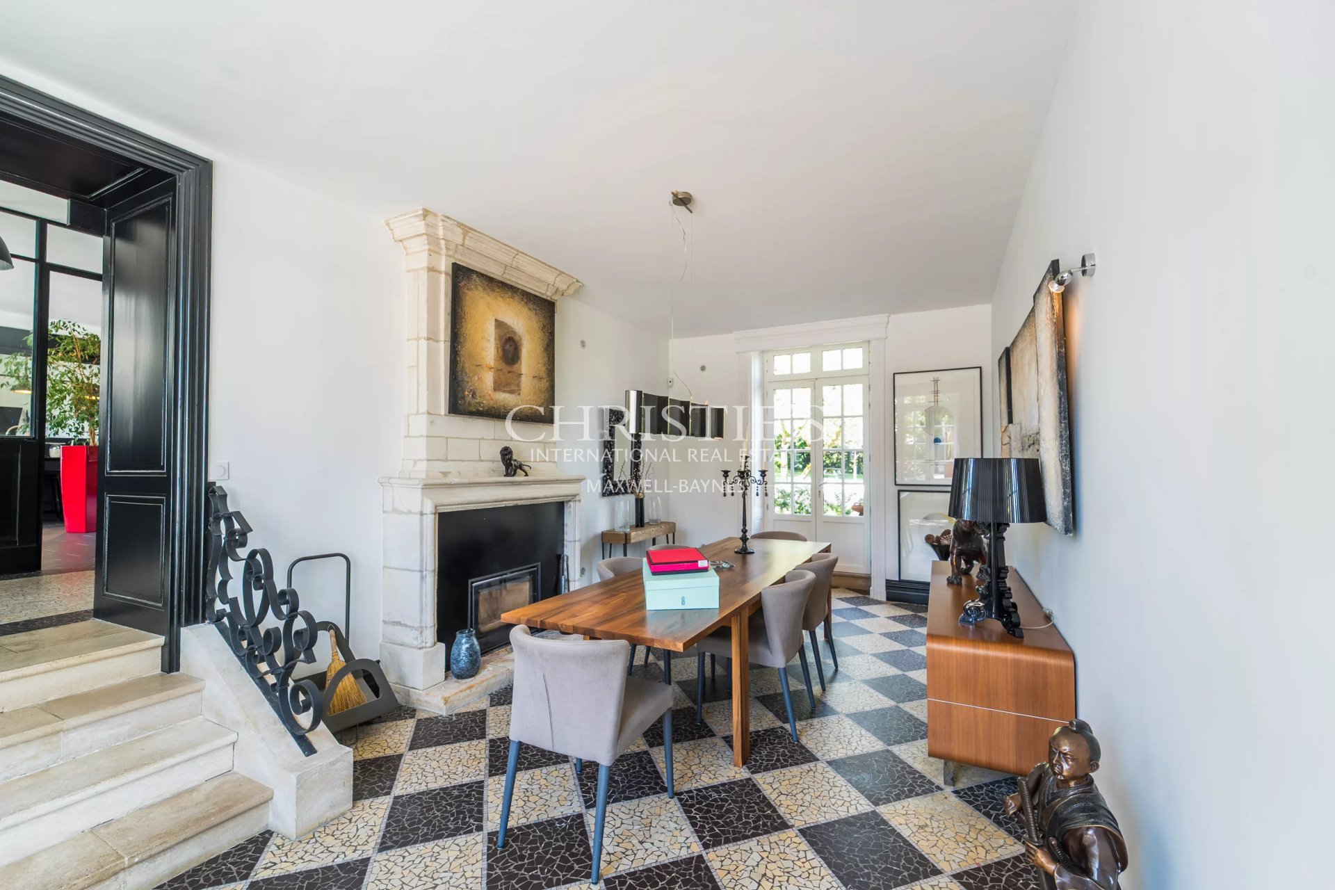 4 Bedroom Villa/Townhouse's Image 6