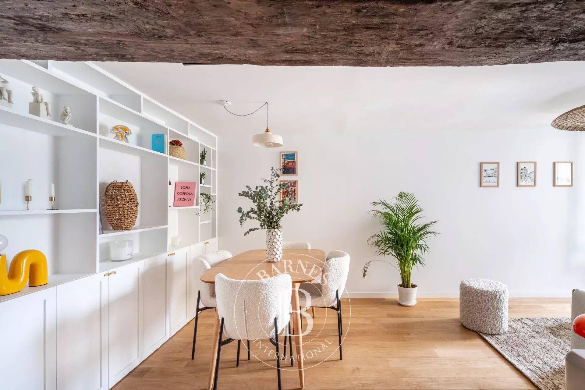 Daire Paris 3ème - picture 5