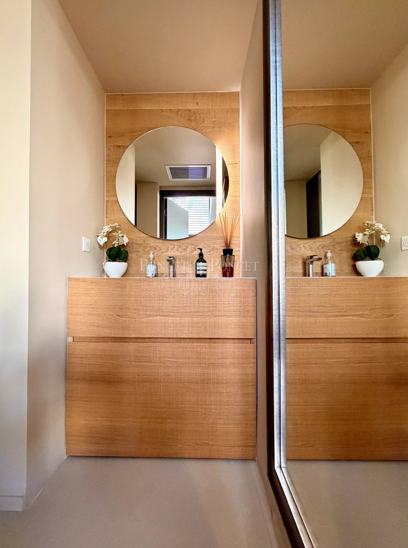 4 Bedroom Villa/Townhouse's Image 24