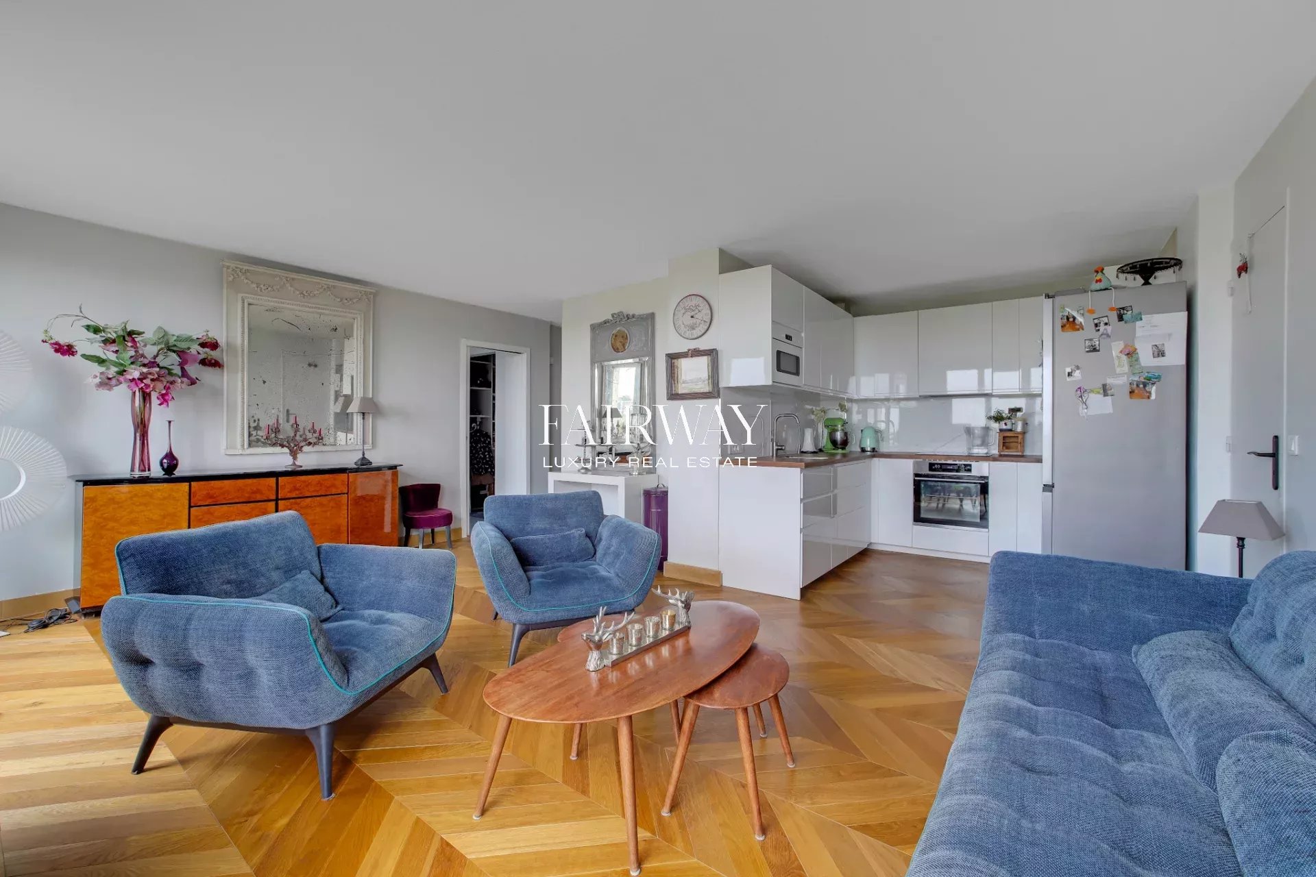 Appartement de standing de 70m² avec 2 chambres et balcon dans le 17ème arrondissement de Paris