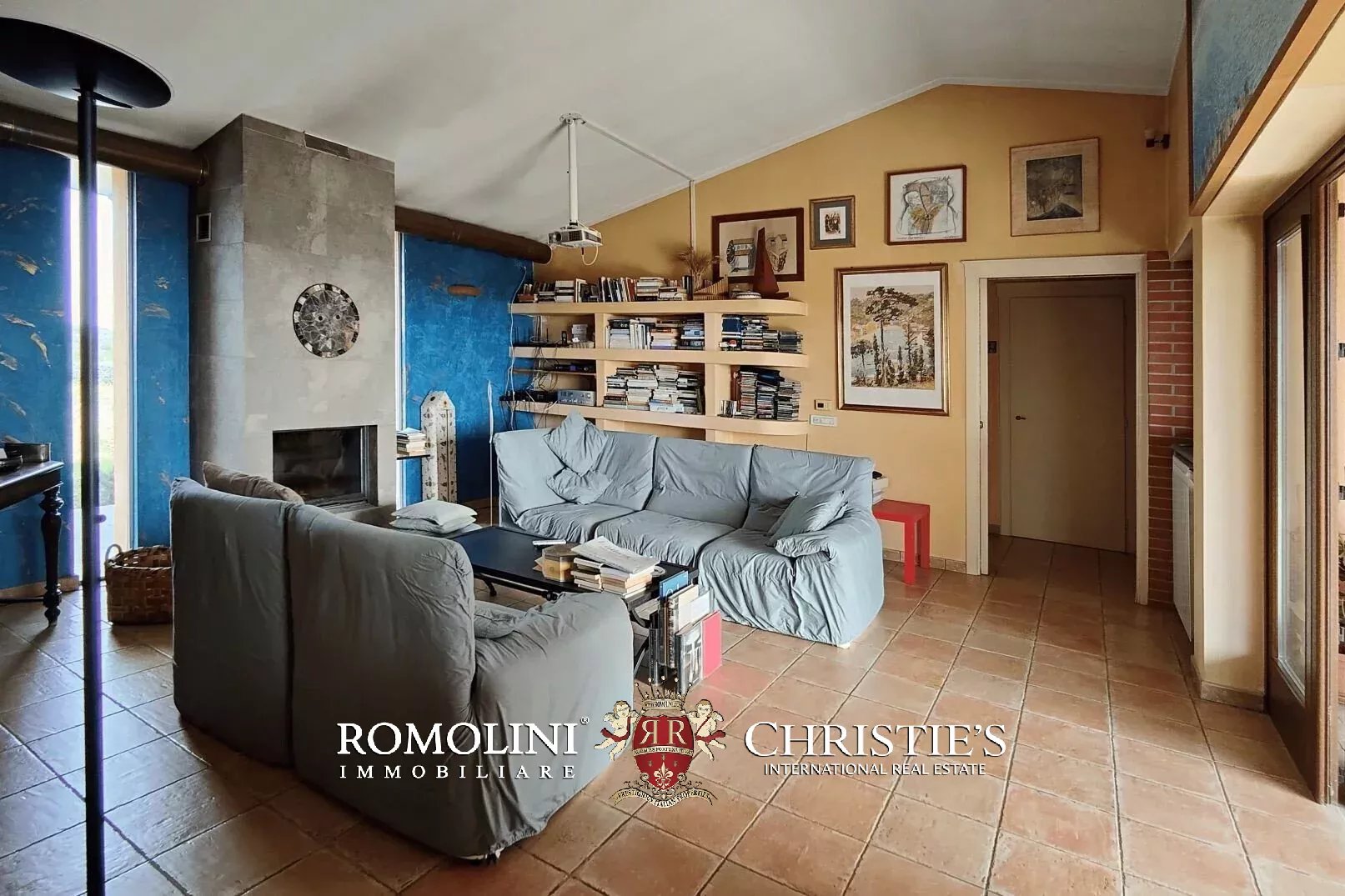3 Bedroom Vineyard's Image 13