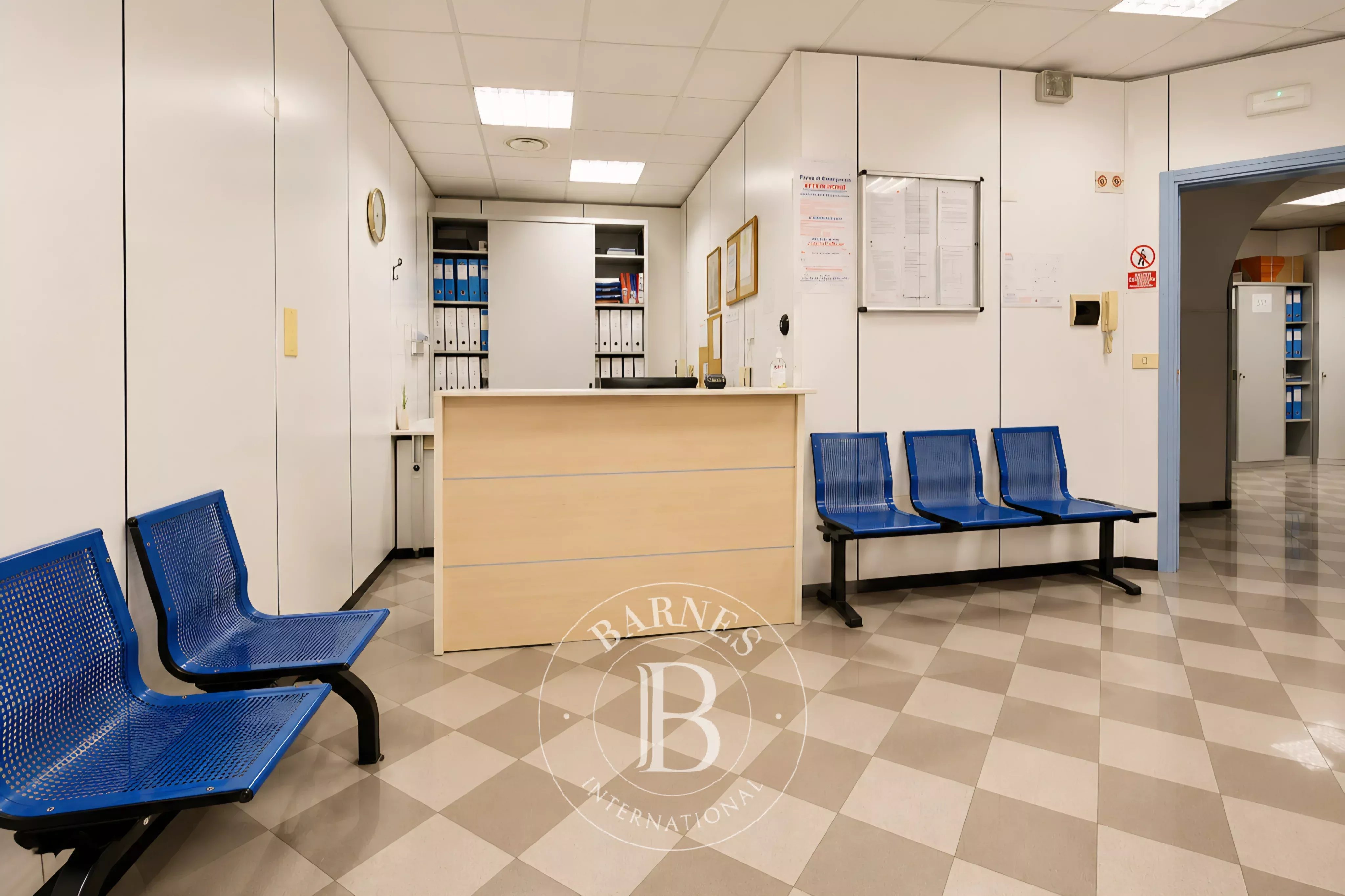 Roma  - Bureaux 7 Pi&egrave;ces - picture 11