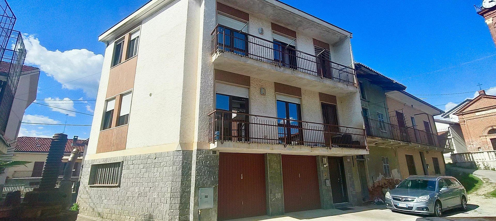 Casa a Montà