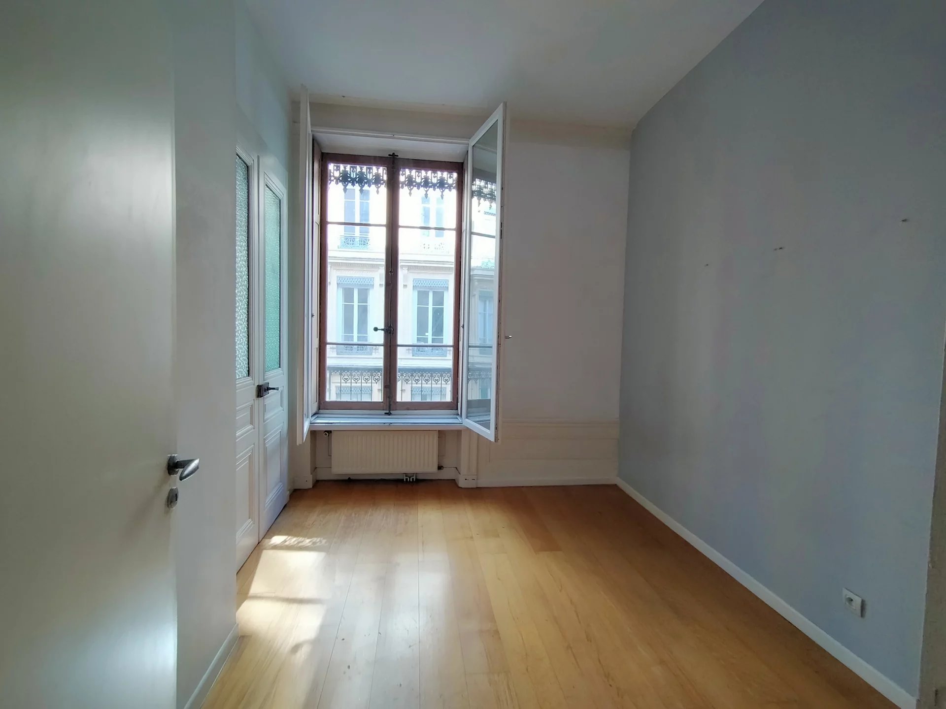 5718336 Location Lyon 1er