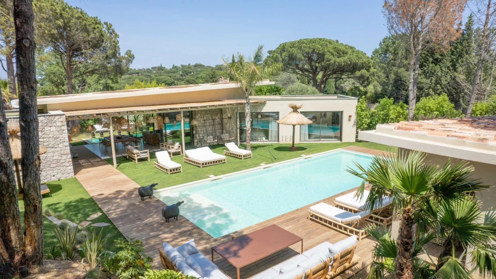 Agence immobilière de 