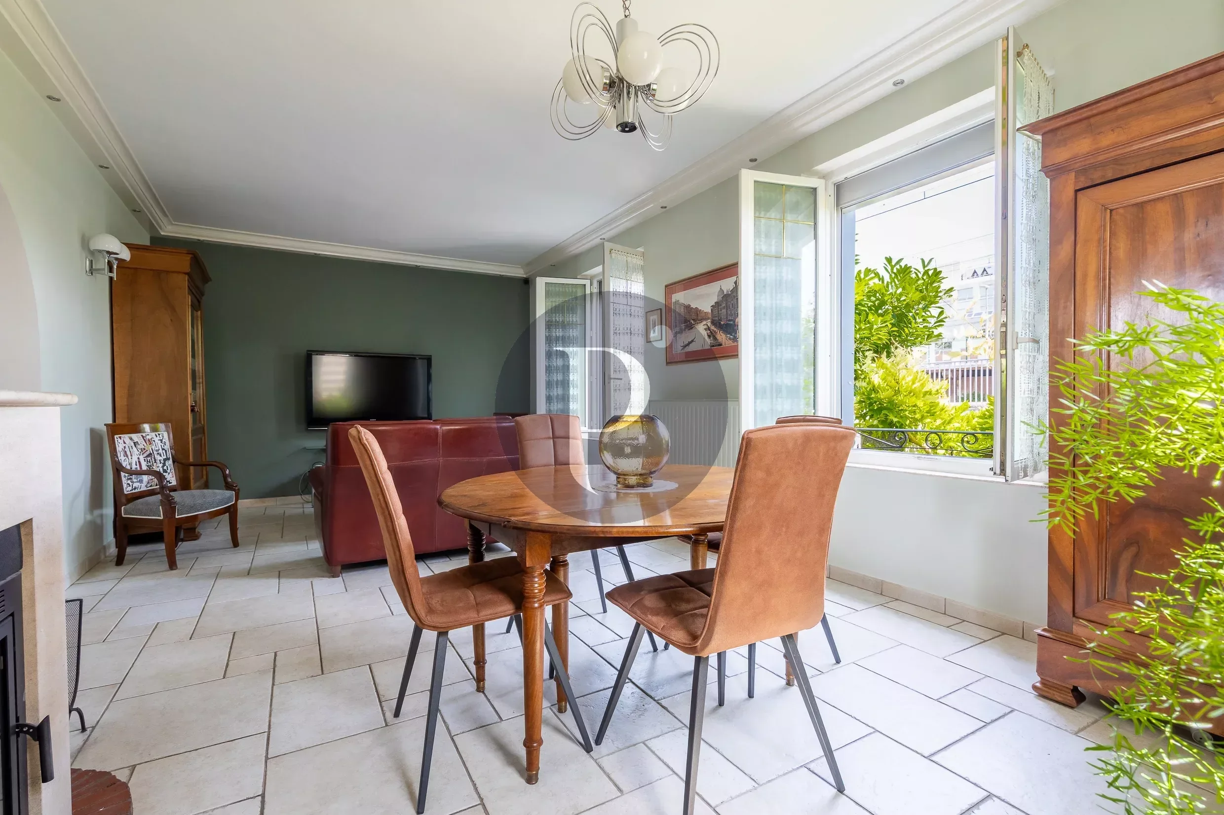 vente-maison-6-pieces-arcueil-86773076