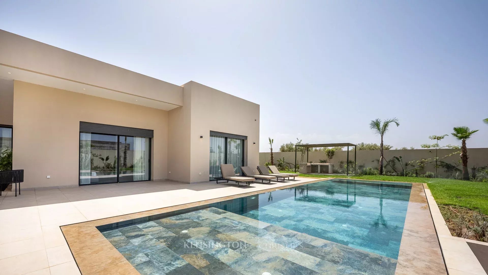 4 Bedroom Villa/Townhouse's Image 3